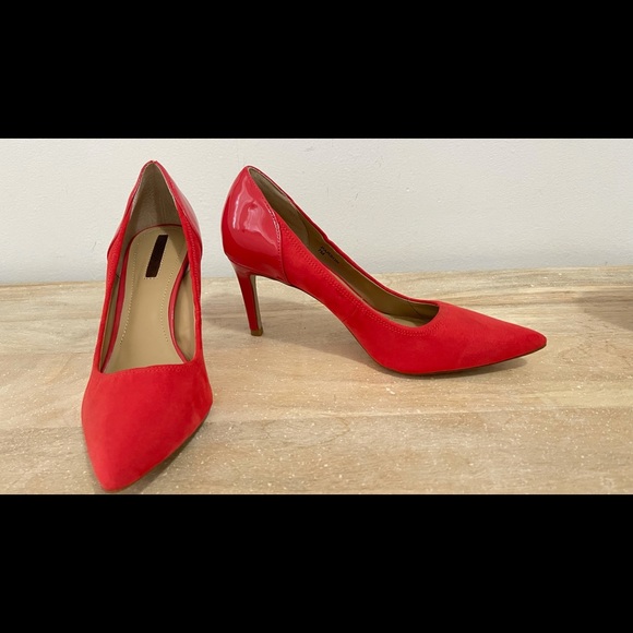 Suede Pump - Picture 3 of 6